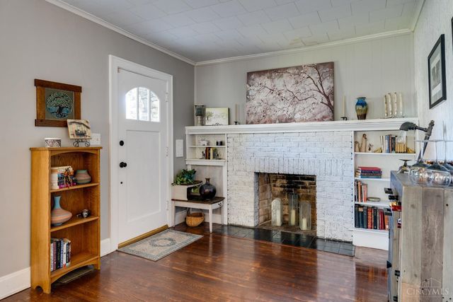 6201 Cambridge Avenue, Cincinnati, OH 45230