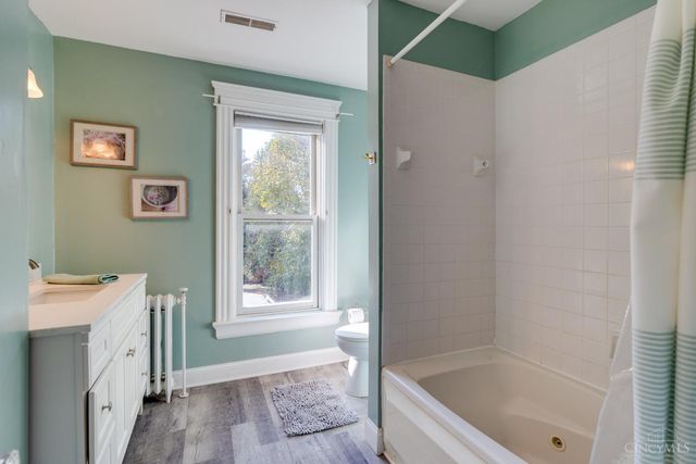 6201 Cambridge Avenue, Cincinnati, OH 45230