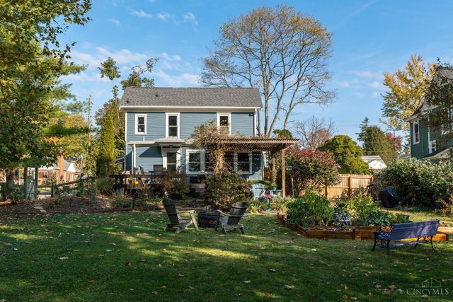 6201 Cambridge Avenue, Cincinnati, OH 45230