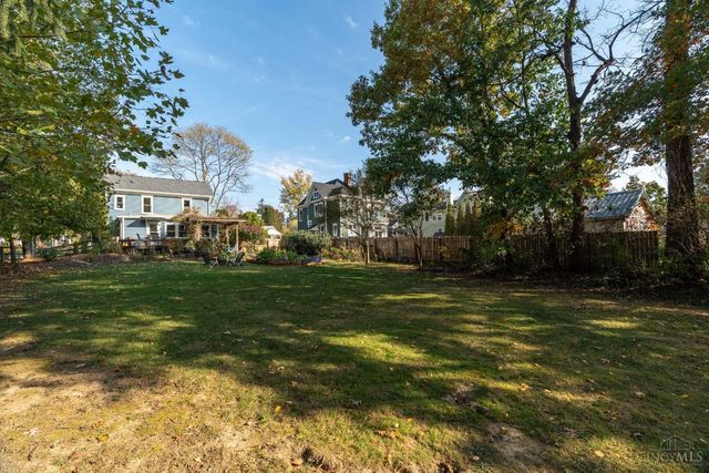 6201 Cambridge Avenue, Cincinnati, OH 45230