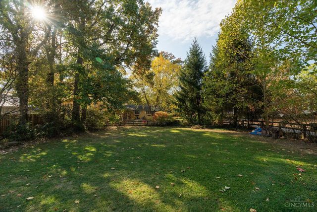 6201 Cambridge Avenue, Cincinnati, OH 45230