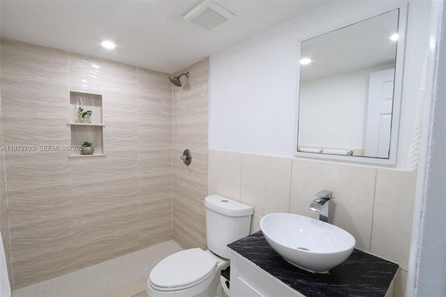 11195 SW 1st St 119, Sweetwater, FL 33174