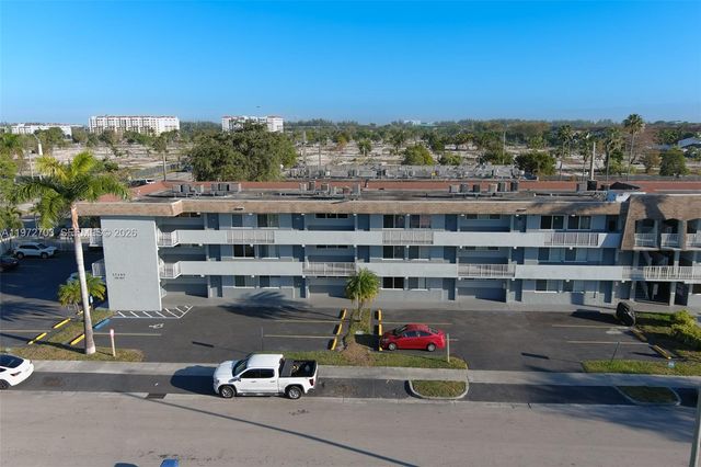 11195 SW 1st St 119, Sweetwater, FL 33174