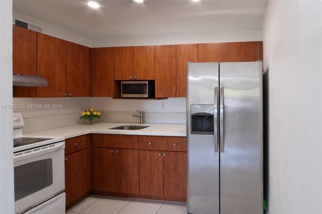 11195 SW 1st St 119, Sweetwater, FL 33174