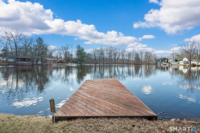 4 Martin Trail, Wallingford, CT 06492