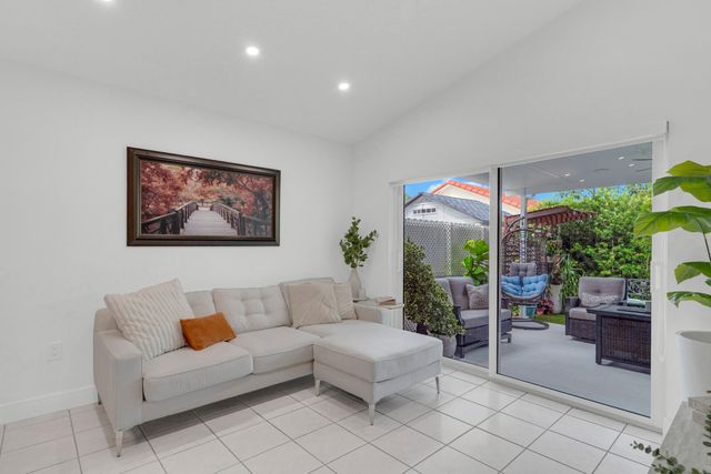 17901 SW 144th Avenue, Miami, FL 33177