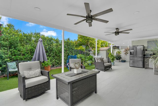 17901 SW 144th Avenue, Miami, FL 33177