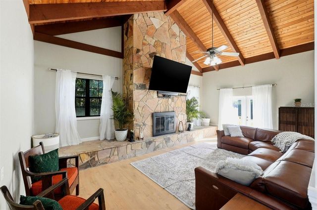 1825 CLUBHOUSE ROAD, Lakeland, FL 33813