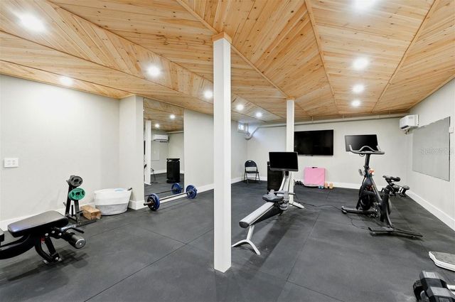 1825 CLUBHOUSE ROAD, Lakeland, FL 33813