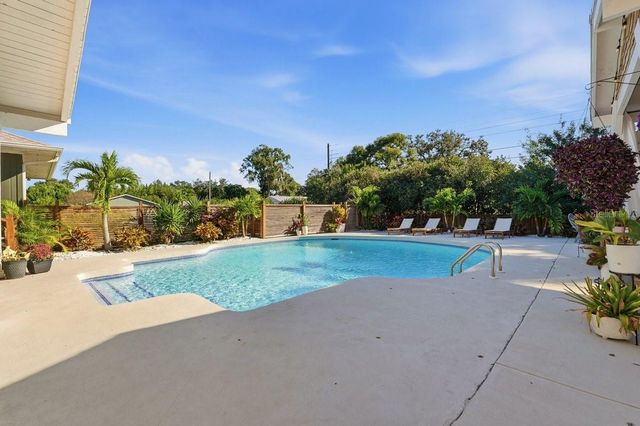 1825 CLUBHOUSE ROAD, Lakeland, FL 33813