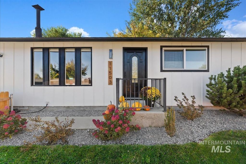 11503 W Santa Barbara Dr, Boise, ID 83709 photo 2