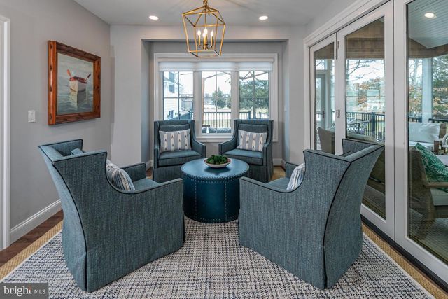 111 LANING AVE, Pennington, NJ 08534