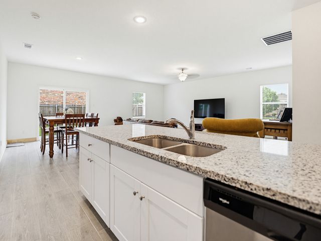 1533 Ancer Way, Fort Worth, TX 76052