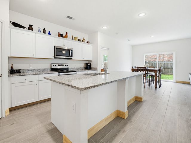 1533 Ancer Way, Fort Worth, TX 76052