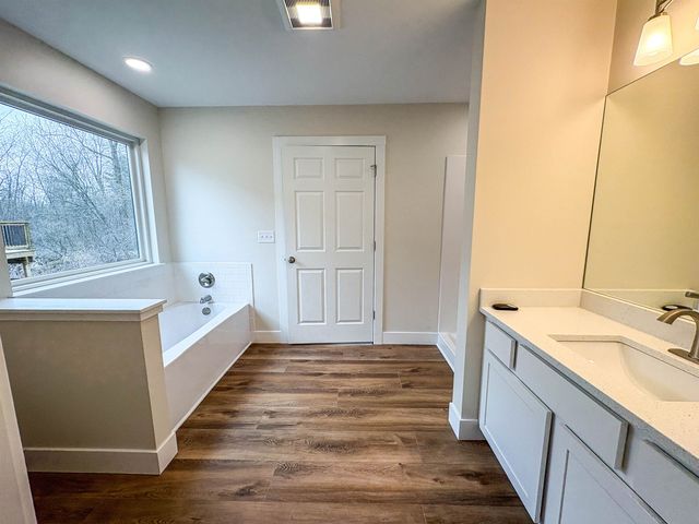 11433 Windmill Point, Vienna Twp, MI 48420