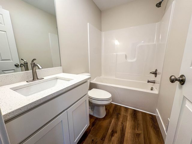 11433 Windmill Point, Vienna Twp, MI 48420