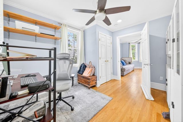 74 Rhinecliff St, Arlington, MA 02476