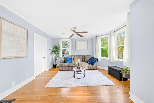 74 Rhinecliff St, Arlington, MA 02476