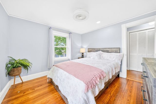 74 Rhinecliff St, Arlington, MA 02476