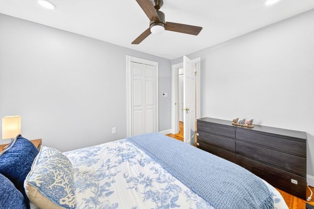 74 Rhinecliff St, Arlington, MA 02476