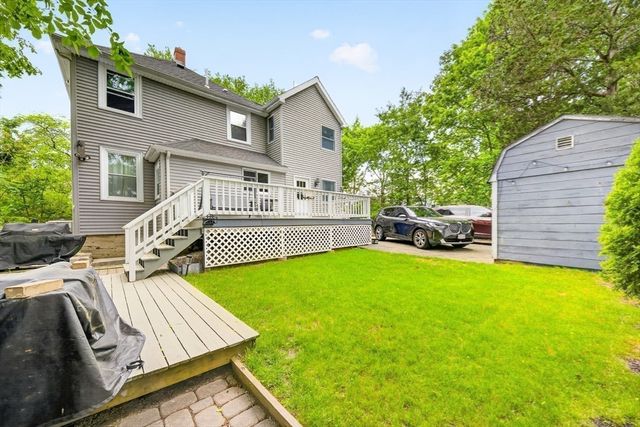 74 Rhinecliff St, Arlington, MA 02476