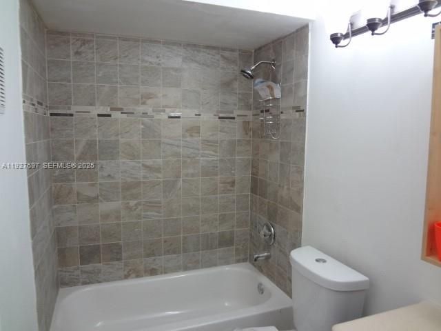 452 NE 210th Circle Ter 2037, Miami, FL 33179