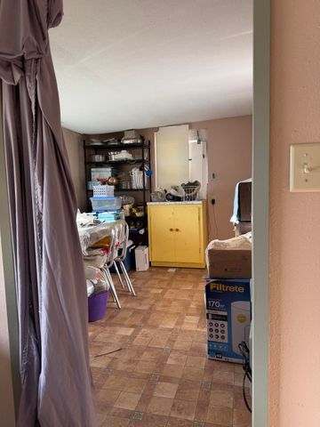 9810 Puckett Lane, Klamath Falls, OR 97601