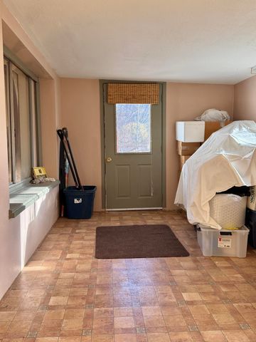 9810 Puckett Lane, Klamath Falls, OR 97601