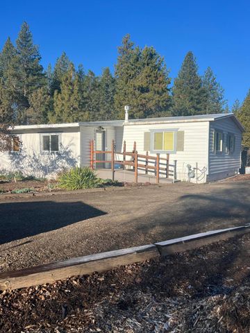 9810 Puckett Lane, Klamath Falls, OR 97601