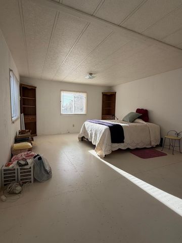 9810 Puckett Lane, Klamath Falls, OR 97601