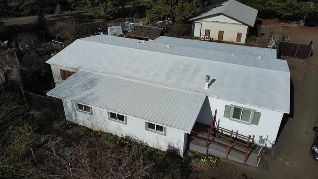 9810 Puckett Lane, Klamath Falls, OR 97601