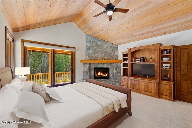 1517 Otts Basin Rd, Sagle, ID 83860