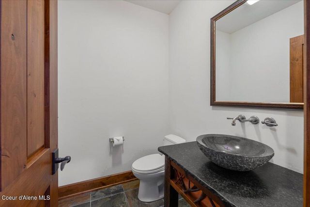 1517 Otts Basin Rd, Sagle, ID 83860