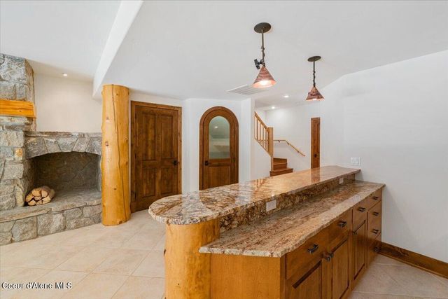 1517 Otts Basin Rd, Sagle, ID 83860
