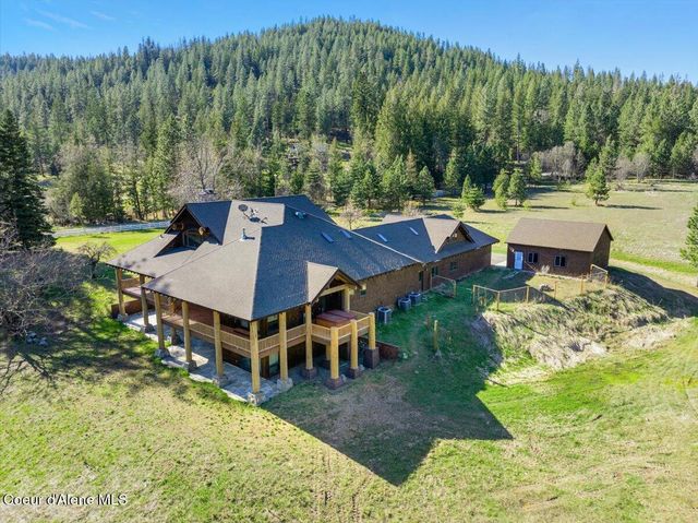 1517 Otts Basin Rd, Sagle, ID 83860