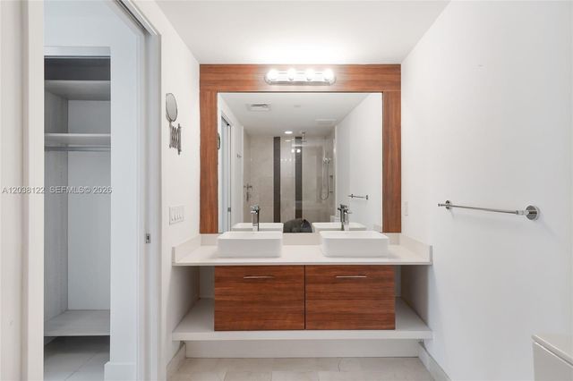 601 NE 27th St 1501, Miami, FL 33137