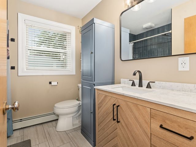 136 Park Avenue, Cary, IL 60013