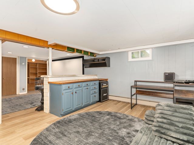 136 Park Avenue, Cary, IL 60013