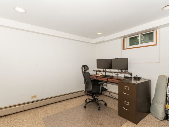 136 Park Avenue, Cary, IL 60013