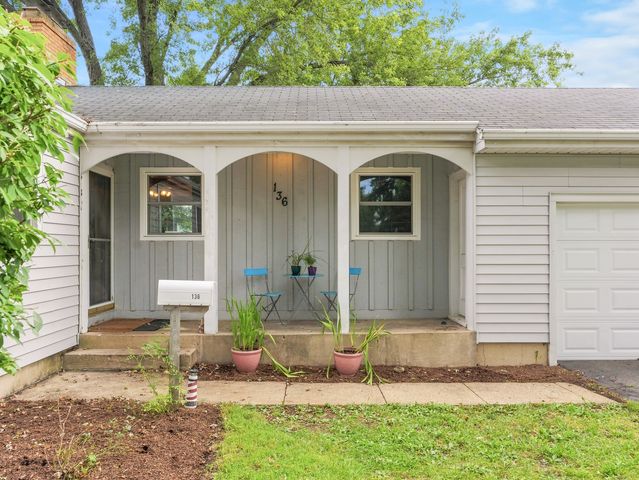 136 Park Avenue, Cary, IL 60013