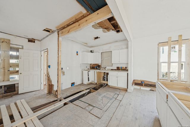 344 Belmont, San Antonio, TX 78202