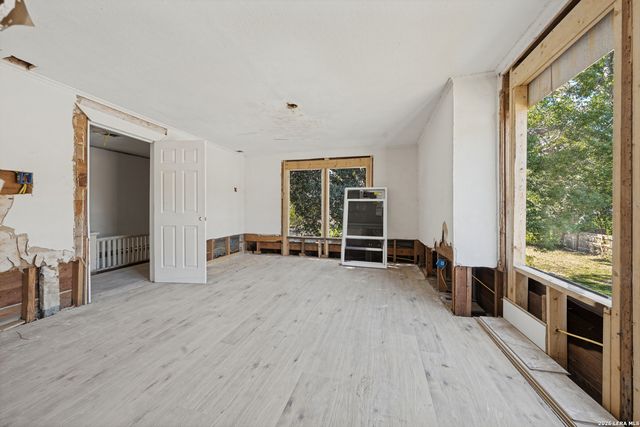 344 Belmont, San Antonio, TX 78202