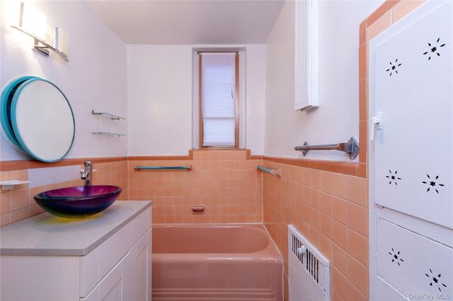 111-15 75th Avenue 1M, Forest Hills, NY 11375