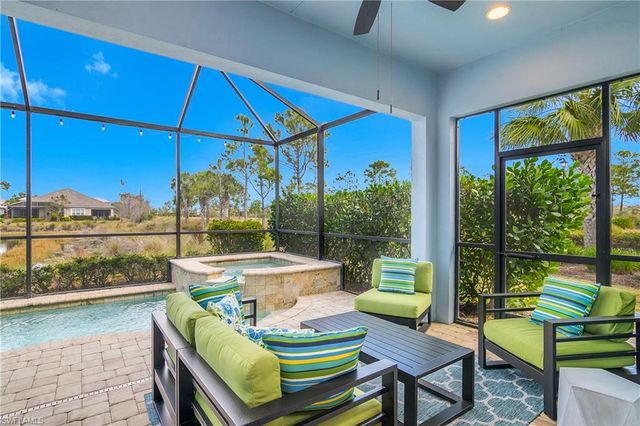 6907 Cay CT, Naples, FL 34113