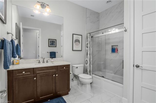 6907 Cay CT, Naples, FL 34113