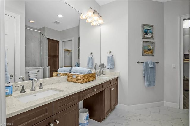 6907 Cay CT, Naples, FL 34113