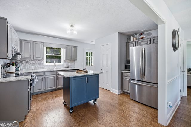 1640 Riverview Court, Auburn, GA 30011