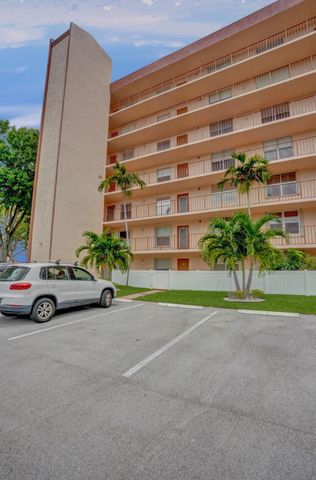 14623 Bonaire Boulevard 503, Delray Beach, FL 33446