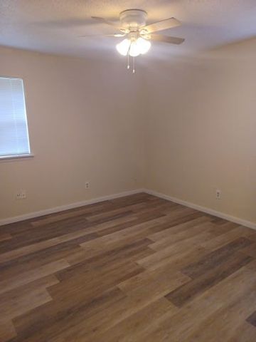 6909 Maryhill Road, Forest Hill, TX 76140