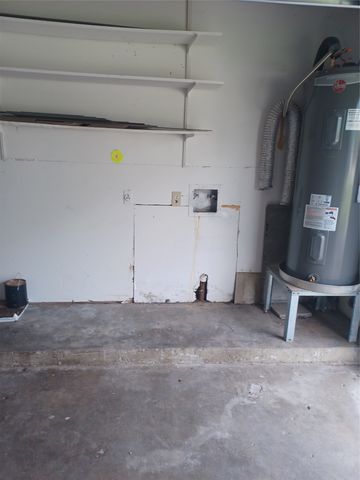 6909 Maryhill Road, Forest Hill, TX 76140